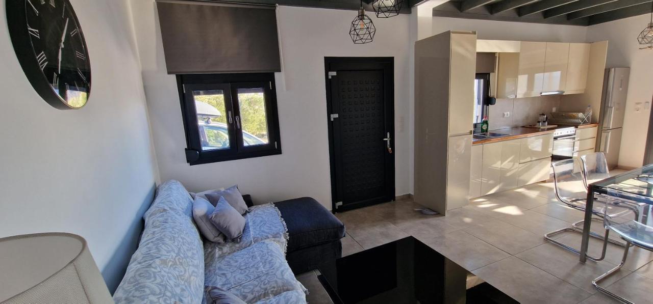 Casa Di Olive, All Seasons Accommodation Goudhouros 外观 照片